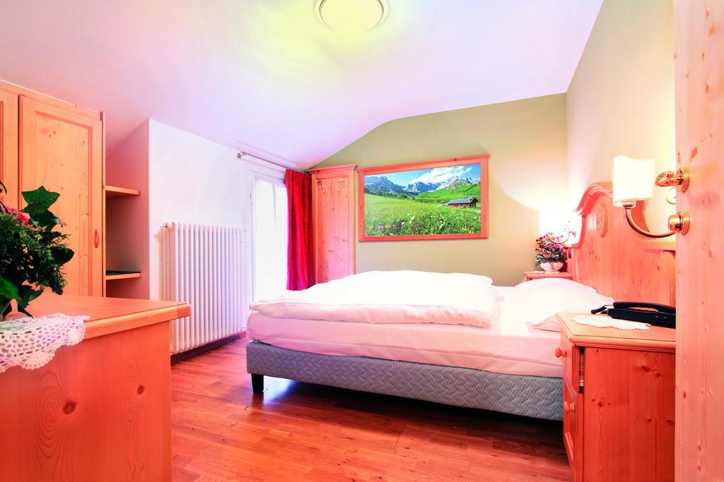 Hotel Bellevue Canazei